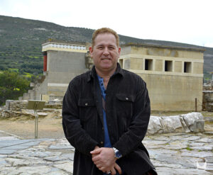 ET at Knossos's North Gate